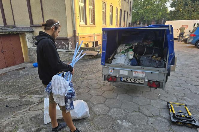 Harcerze z Koszalina wyjechali z pomocą dla powodzian z okolic Kłodzka