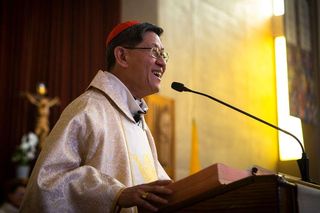 Luis Antonio Tagle: kim jest kardynał Tagle? Azjata typowany na następcę Franciszka!