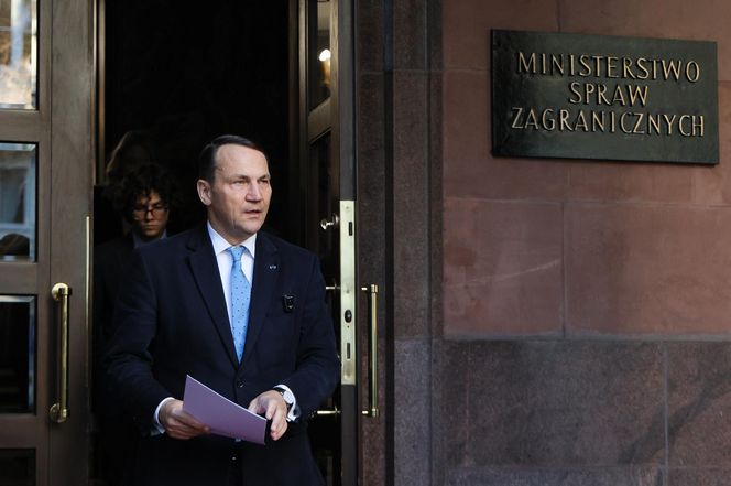 Tak się stroi Radosław Sikorski 