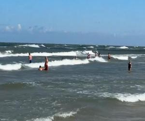 Wchodzili do wody mimo ostrzeżeń! 