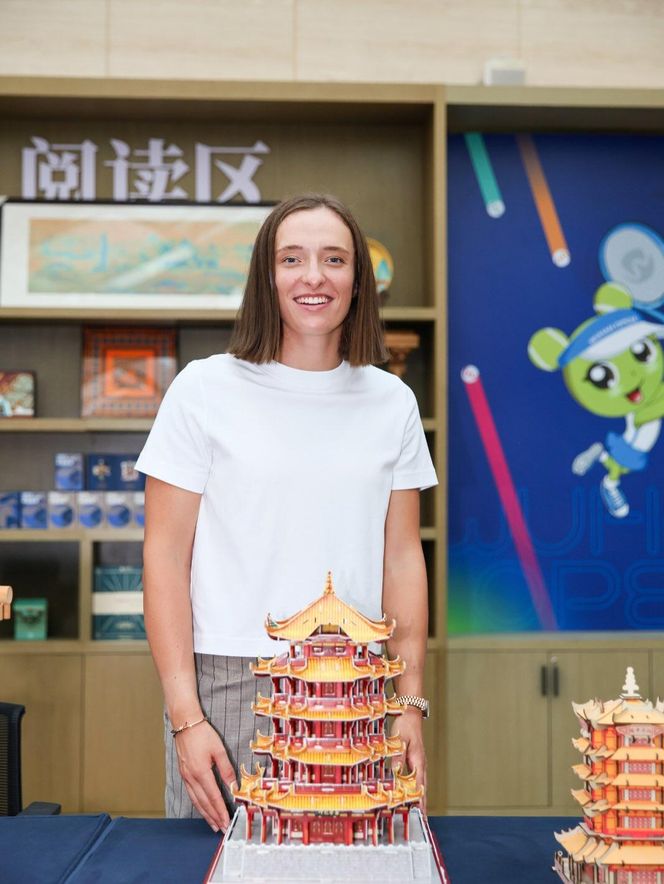 Iga Świątek w Muzem Architektury w Wuhan