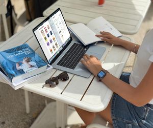 Black to school z Apple. Te urządzenia będą nieocenionym wsparciem dla każdego ucznia. Teraz kupisz je taniej! 