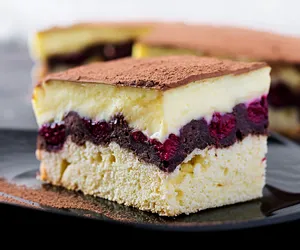 Ciasto Słoneczny brzeg - aksamitna słodycz ze zdecydowanym kontrapunktem