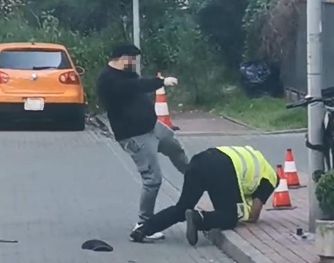 Dostawca jedzenia pobił ochroniarza w Warszawie! Poszło o parkowanie na Ochocie 