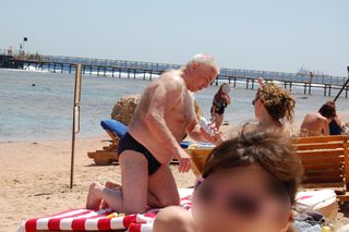 Piękna posłanka pojechała na wakacje z bliskim współpracownikiem Andrzeja Leppera! Pikantne zdjęcia!