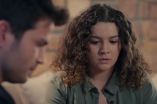 Miłość i nadzieja - Ege i Melis razem w łóżku Kuzeya 