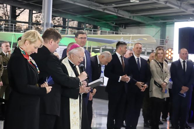 Abp Jędraszewski pobłogosławił Heksagon – nowy hangar Muzeum Lotnictwa Polskiego w Krakowie