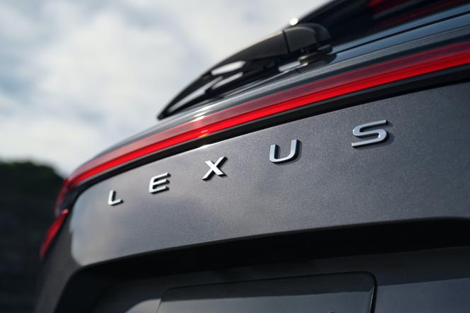 Lexus NX druga generacja