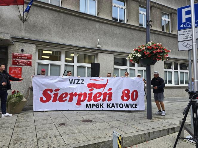 Strajk pracowników MPGK Katowice