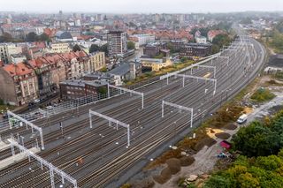 Bytom. Hala peronowa na dworcu po remoncie