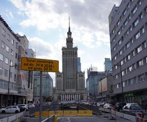 Zamknięty tunel pod Marszałkowską powoduje korki w centrum stolicy 