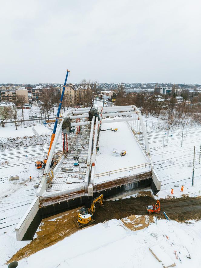 Budowa wiaduktu nad linia kolejową w Sosnowcu