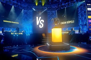 Pierwszy dzień Intel Extreme Masters 2025. Do katowickiego Spodka przybyły tysiące fanów e-sportu