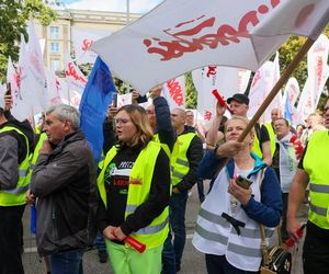 Związkowcy z BEKO protestowali przed ambasadą Turcji 