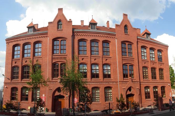 Jeden z budynków Collegium Medicum w Bydgoszczy