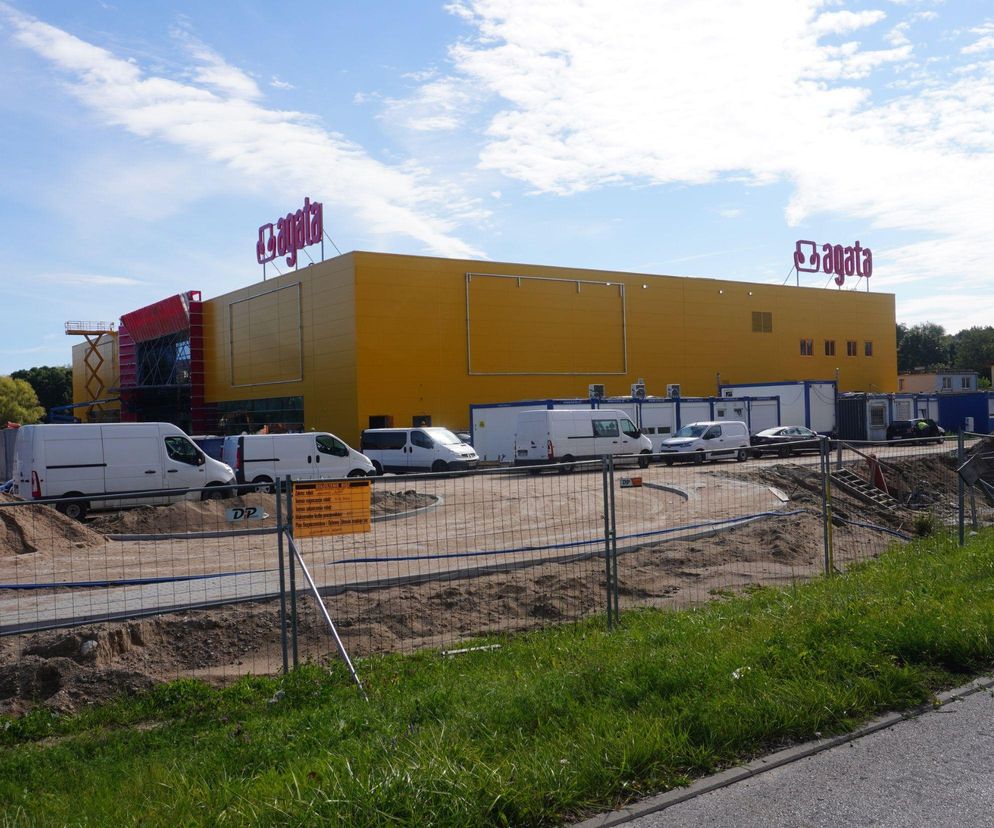 To pierwszy salon tej marki w Olsztynie. Postępują prace na budowie