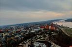 Kierunek: Grudziądz. Kuszą tężnia w szklanej piramidzie i unikatowe spichrze nad Wisłą. Z jednej strony są jak kamieniczki, z drugiej jak mury obronne