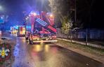 Koszmarny wypadek na torach pod Radomiem! Pociąg huknął w volkswagena. W środku pięcioro nastolatków [ZDJĘCIA]