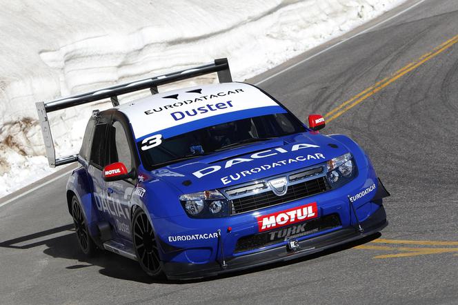 Dacia Duster NO LIMIT trzecia w wyścigu na szczyt Pikes Peak