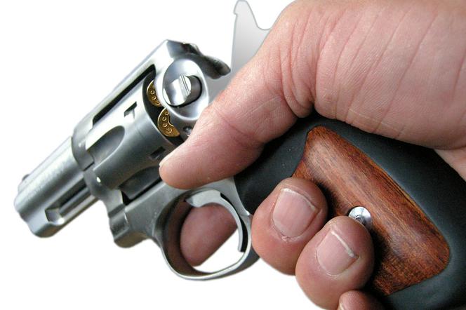 Podkarpacie: 25-latek postrzelony z rewolweru w Rudniku nad Sanem
