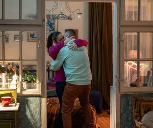 Na dobre i na złe odc. 956.  Iga Kaczorowska (Anna Szymańczyk), Aleks - Aleś Zagajewski (Paweł Małaszyński)