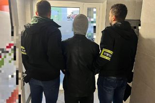 Nastolatek w masce przeciwgazowej ranił nożem 24-latka! Dramat w centrum Rzeszowa  