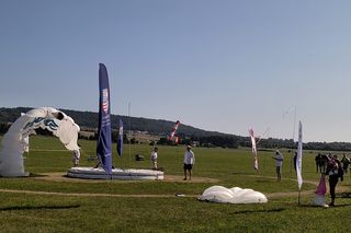 Zawody spadochronowe - Masłów