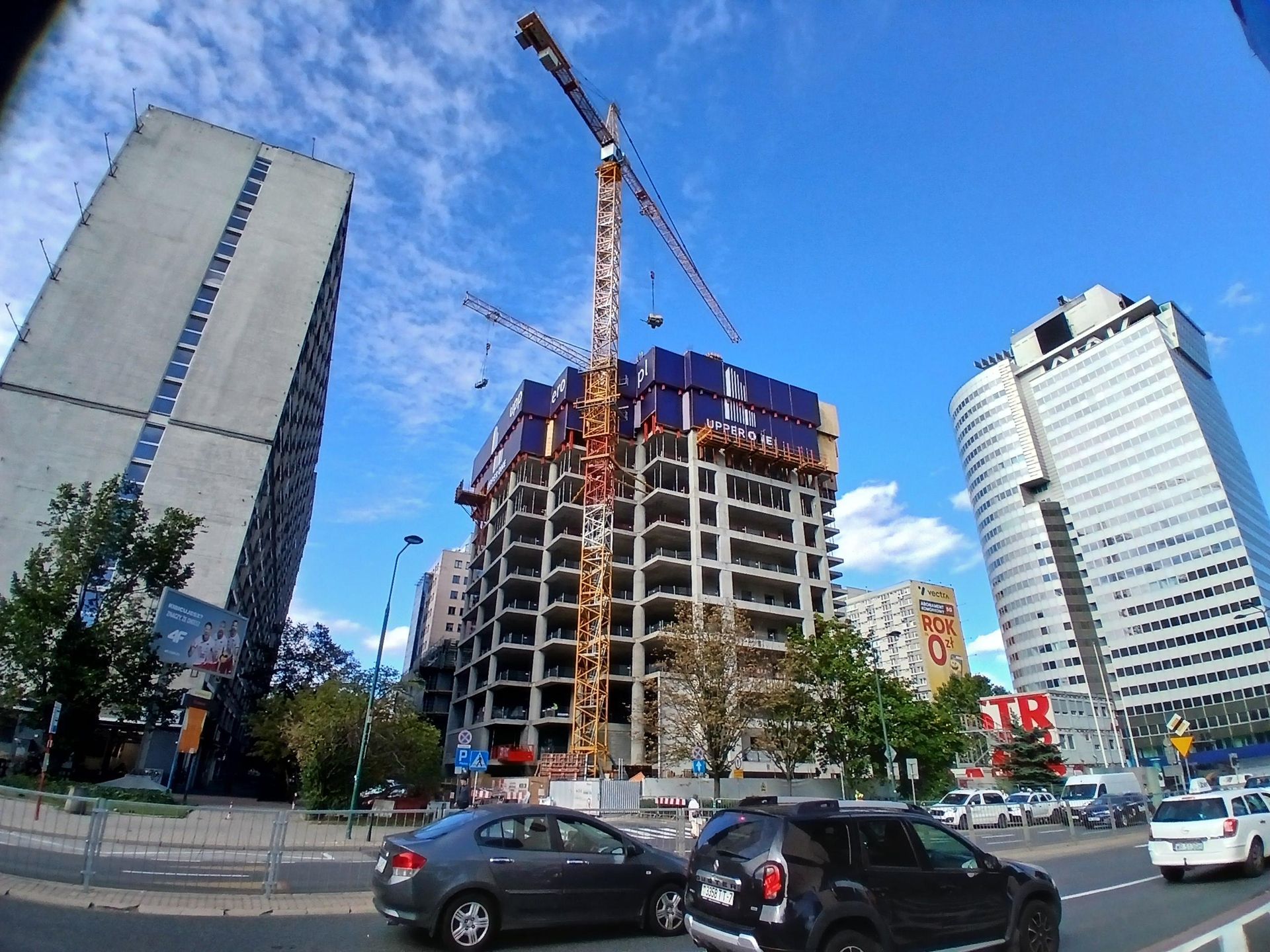 Wieżowiec Upper One w Warszawie w budowie