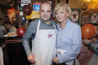 Katarzyna i Cezary Żakowie pokazali zdjęcia z wnuczką