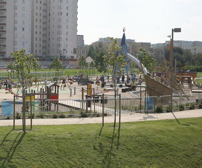 Piracki plac zabaw w Parku nad Balatonem