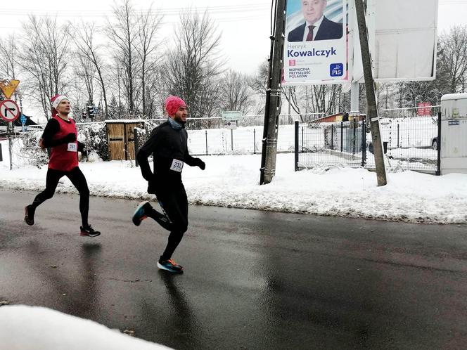 Siedlce: Charytatywny Mikołajkowy bieg z Dwójką