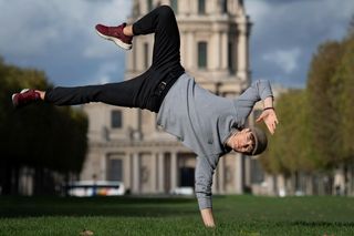 Jakub Józef Orliński dołączył do rodziny Rolexa. Wśród ambasadorów tej marki same gwiazdy światowego formatu