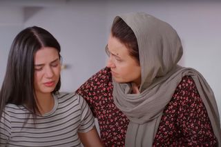 Bahar robi test ciążowy.