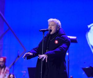 Steczkowska w czerwieni i Margaret w futrze. Tak gwiazdy wystroiły się na koncert 11 listopada [GALERIA]