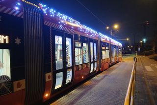 Po Bydgoszczy jeździ wyjątkowy tramwaj. Cuć w nim świąteczną atmosferę 