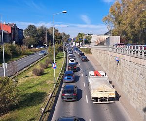 Korki w Krakowie. Filmowcy kręcą w centrum miasta Vinci 2