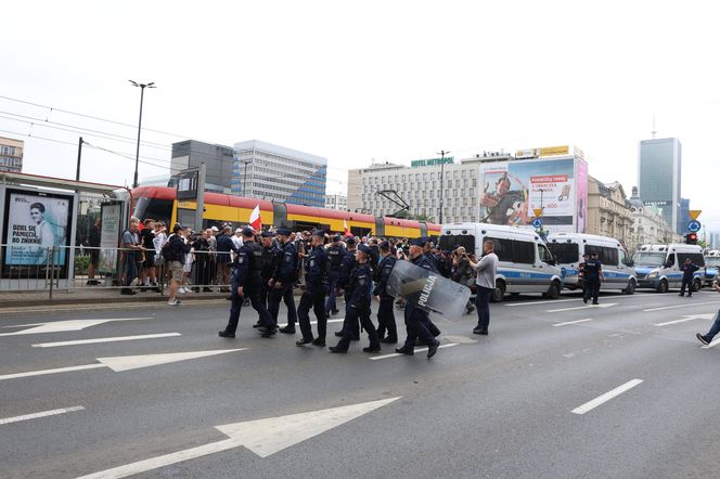 Protesty przeciwko migracji w całym kraju!