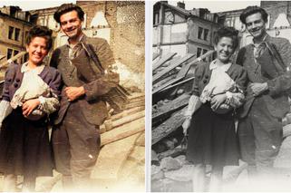 Stali uśmiechnięci na tle zrujnowanej Warszawy. Kim są ludzie z tajemniczej fotografii?