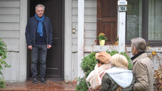 Barwy szczęścia odc. 2028. Regina (Ewa Serwa), Regina (Ewa Serwa), Ludwik (Marek Lewandowski)