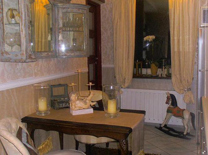 Mała kuchnia w stylu Glamour zdjecie nr 2