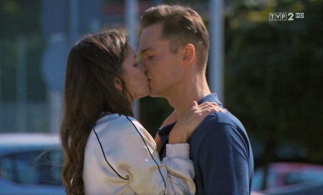 Barwy szczęścia odc. 2585. Józek Sałatka (Patryk Pniewski), Anka (Anna Bieżyńska)