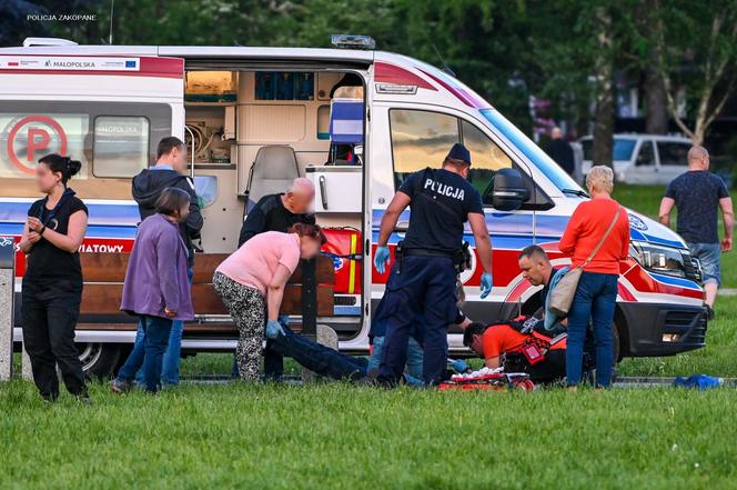 Dramat podczas koncertu w Zakopanem! 71-latek stracił przytomność i runął na ziemię