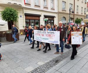 Ani Jednej Więcej. Przestańcie nas zabijać. Kobiety w Rzeszowie wyszły na ulicę!