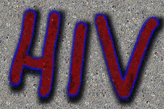 Wiedza w społeczeństwie o tym, „skąd się bierze” HIV jest marna