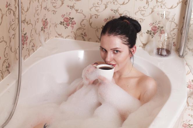 Kąpiel z kawą przeciw mrozom