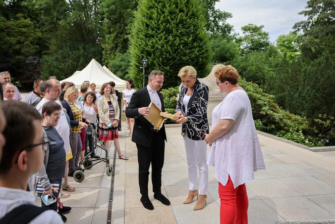 Spotkanie Pierwszej Damy z uczestnikami oraz kadrą Warsztatu Terapii Zajęciowej Caritas Diecezji Drohiczyńskiej w Bielsku Podlaskim