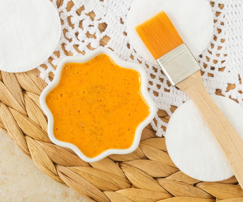 Kosztuje 3 złote, a działa jak drogie kremy. Tę maseczkę zrobisz w kilka minut