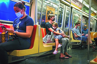 MTA straszy podwyżkami i cięciami kursów metra