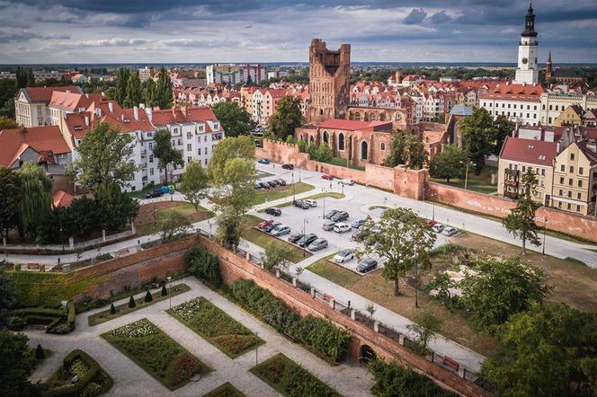 Wirtualny spacer po głogowskim Rynku