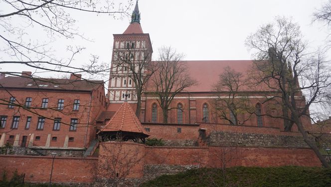 To najpiękniejszy zabytek w woj. warmińsko-mazurskim według AI. „Zachwyca strzelistą sylwetką”